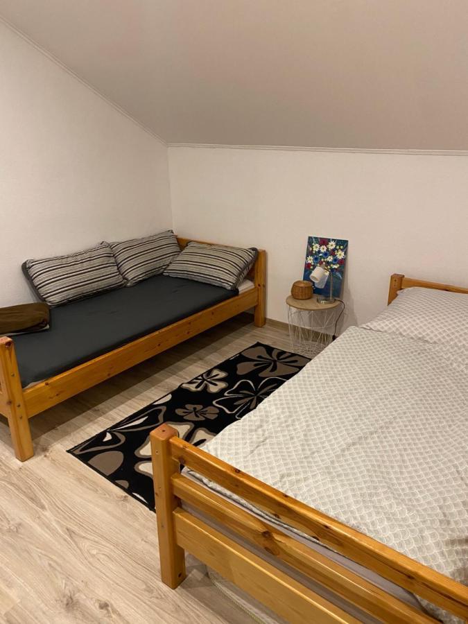 Príjemný byt v srdci Dechtíc Dechtice Exterior foto